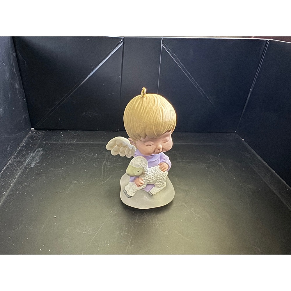 Hallmark Keepsake Ornament Mary's Angels Violet 9th in Series 1996 with Box